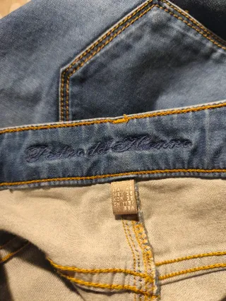 Falda vaquera Pedro del Hierro bordada