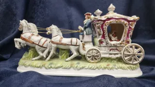 Figura porcelana carroza vintage japonesa