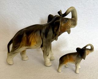 Statuine Porcellana Biscuit Royal Dux Elefanti