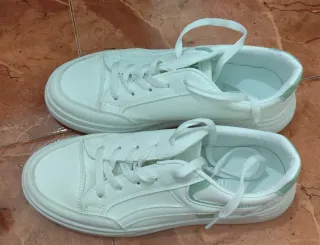 ‼️ NO NEGOCIABLE ‼️ Deportivas mujer