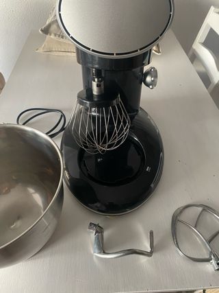 Amasadora Bomann con accesorios