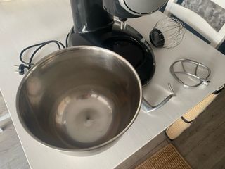 Amasadora Bomann con accesorios