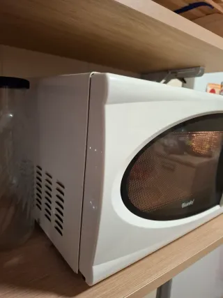 Microondas Bluesky blanco