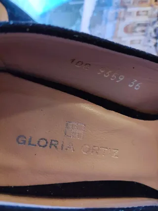Zapatos tacón Gloria Ortiz verde ante T.37 T36