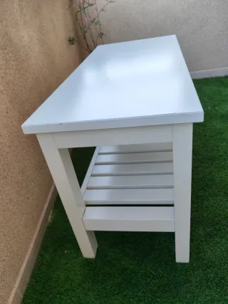 Banco de madera exterior blanco