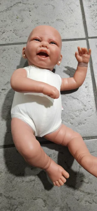 Muñeca Bebé Antonio Juan