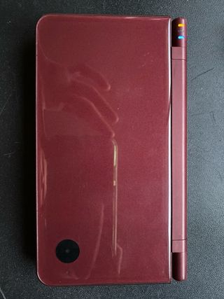 Nintendo DS XL Roja con juegos y cargador