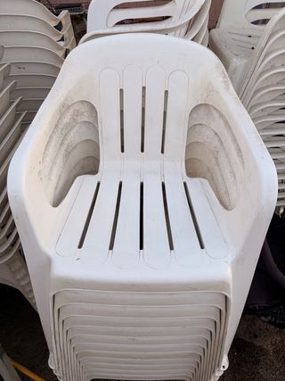 Sillas de terraza apilables blancas