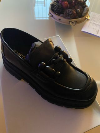 Mocasines Bruno Premi negros suela gruesa