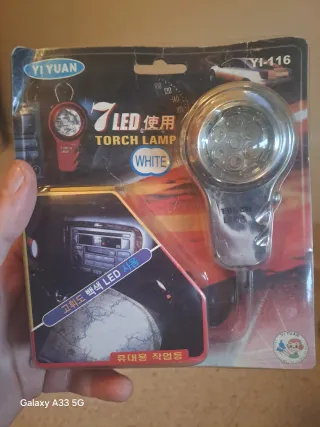 Lámpara LED Coche 7 LED YI YUAN