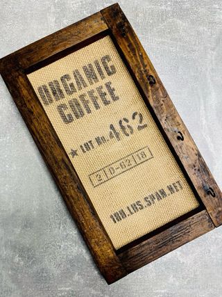 Cuadro rústico de madera y arpillera