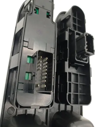 Peugeot 207 panel elevalunas y pomo