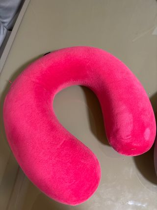 Almohadas de viaje rosa y gris de felpa