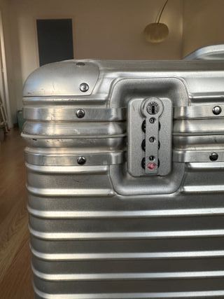 Maleta Rimowa Pilot Case 4 Ruedas Plata