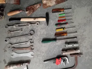 Set Attrezzi Bricolage Chiavi Ferramenta