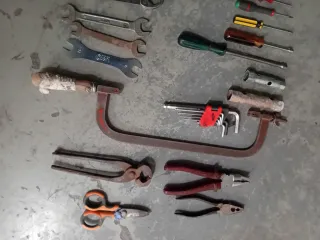 Set Attrezzi Bricolage Chiavi Ferramenta