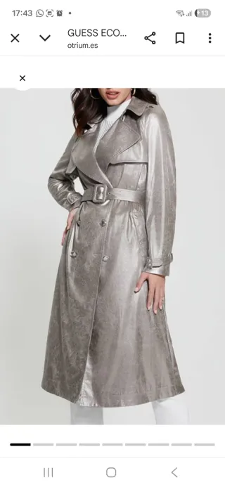 Gabardina Guess plateada