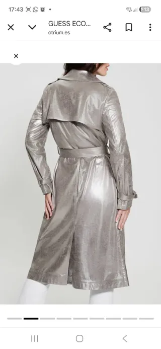 Gabardina Guess plateada