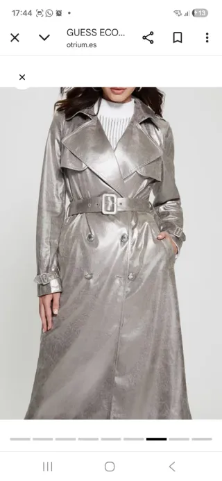 Gabardina Guess plateada