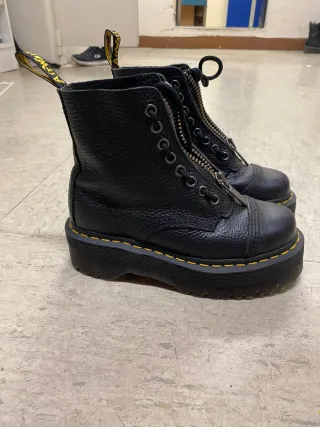 Botas Dr. Martens cremallera negras