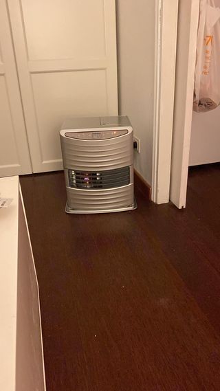 Estufa electrónica de parafina Zibro L·30