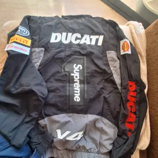 Chaqueta Supreme Ducati Talla L Negra Gris negocia