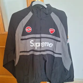 Chaqueta Supreme Ducati Talla L Negra Gris negocia