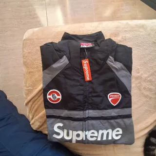 Chaqueta Supreme Ducati Talla L Negra Gris negocia
