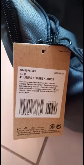 Borsa sportiva Nike grigia, 3 tasche