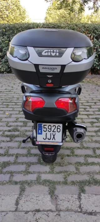 Suzuki Burgman Executive 650cc 2015