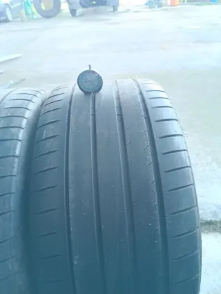 Michelin Pilot Sport 4S 265/35R20 99Y