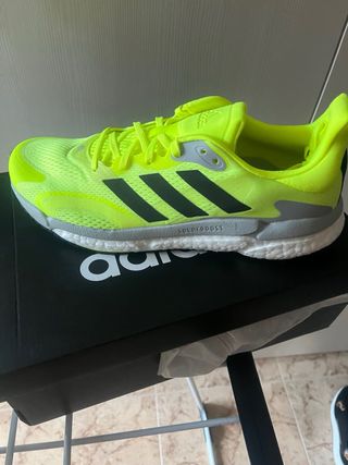 Adidas Solar Boost 3 M Talla 43 1/3 SIN ESTRENAR