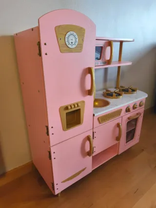 Cocinita de madera KidKraft rosa