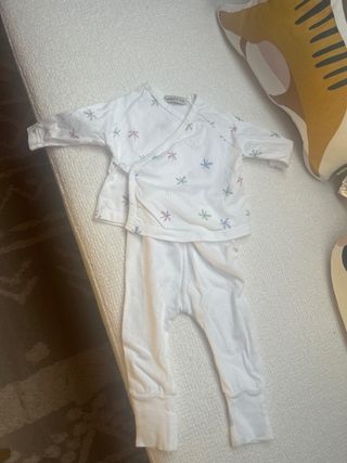 Primera puesta Son Petit blanca talla 0-1