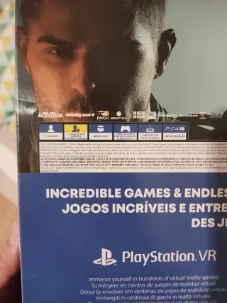 PS4 (PlayStation 4) Negra 500GB con 2 mandos