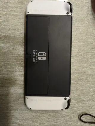 Nintendo Switch OLED Blanca y Negra