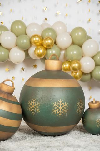 Bolas Decorativas set de Navidad Escenario