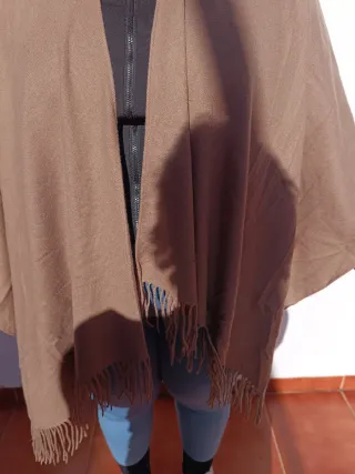 Capa Camel Lana Fina Flecos Talla Única