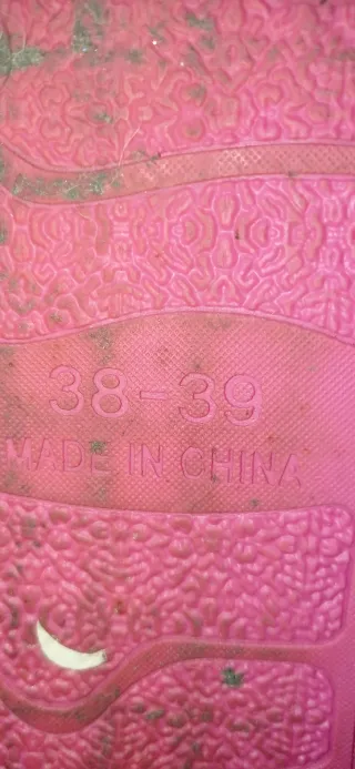 Set pantofole nere e fucsia