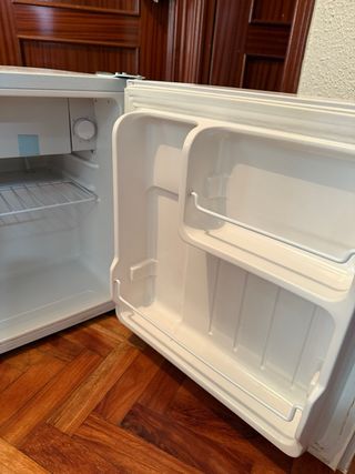 Mini Nevera Cecotec GrandCooler Blanca