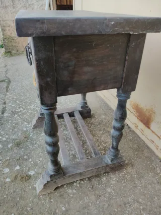 Mesita Noche Vintage Madera Tallada