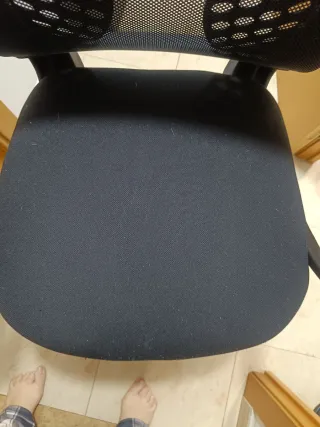 Silla de oficina negra