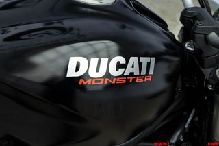 DUCATI MONSTER 821 -A2-