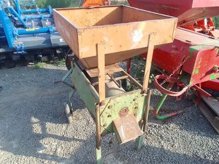 Máquina peladora de almendras eléctrica