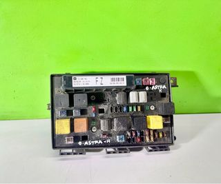 Caja Fusibles Opel Astra H 13205783
