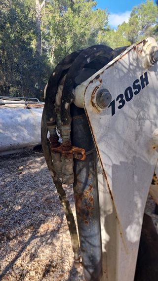 minicargadora  Bobcat brazo