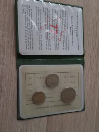 Lote monedas en cartera