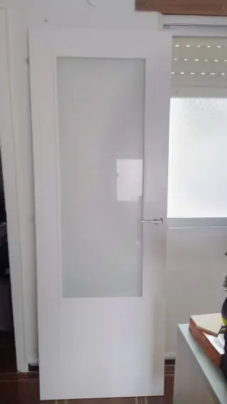 Puerta blanca 2,03m x 72,5cm