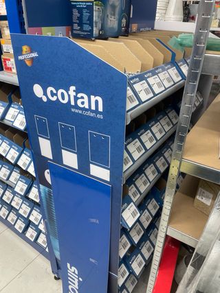 Expositor Cofan Tornillería