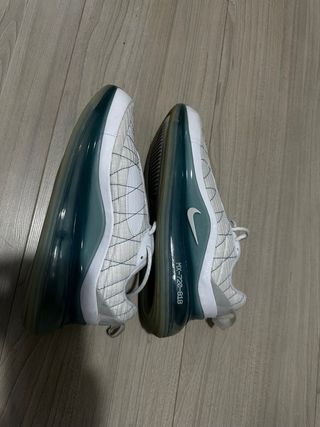 Zapatillas Nike MX 720-818 Gris/Blanco